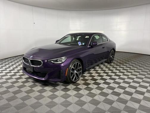 2023 BMW 230 i xDrive