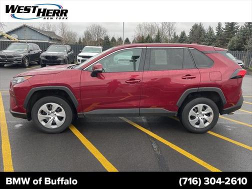 2022 Toyota RAV4 LE