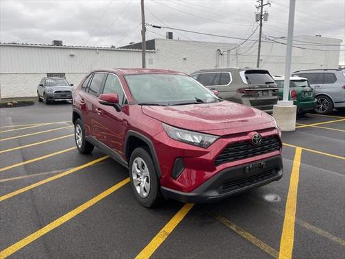 2022 Toyota RAV4 LE