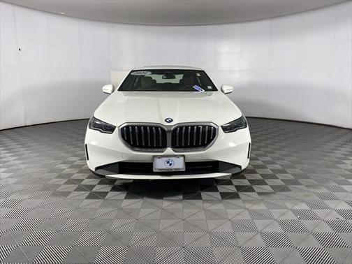 2024 BMW 530 i xDrive