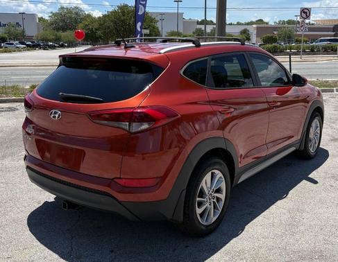 Sedona Sunset 2017 Hyundai TUCSON SE