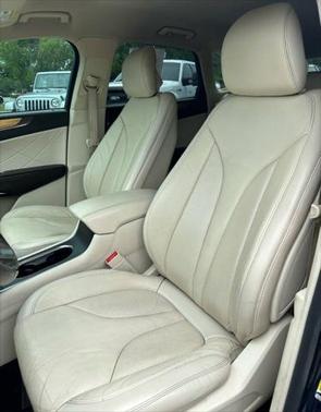 2015 Lincoln MKC Base