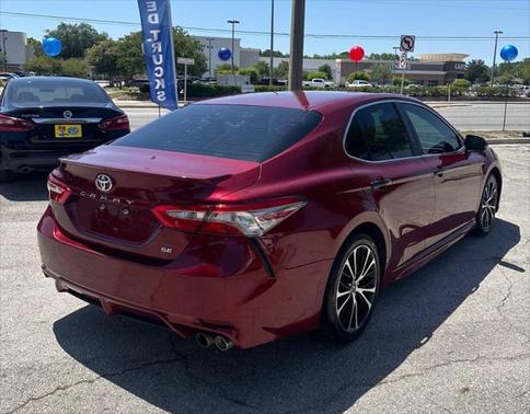 2018 Toyota Camry SE