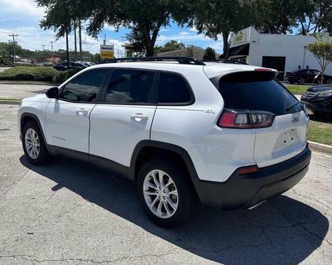 2022 Jeep Cherokee Latitude Lux