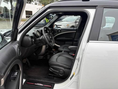 2014 MINI Countryman Cooper