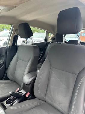 2017 Ford Fiesta SE