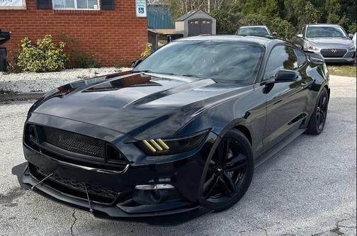 2015 Ford Mustang EcoBoost Premium