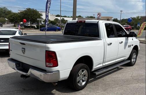 Bright White Clearcoat 2015 RAM 1500 SLT
