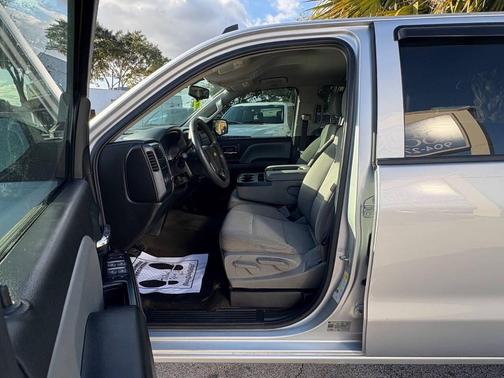 2018 Chevrolet Silverado 1500 Custom