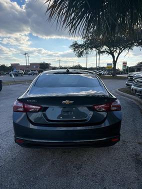 2021 Chevrolet Malibu FWD LT