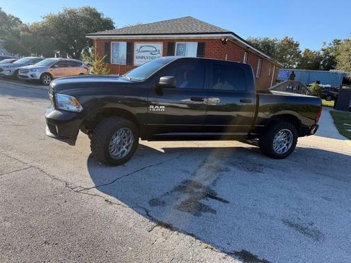2017 RAM 1500 Express