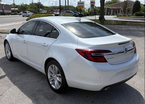 White Frost Tricoat 2016 Buick Regal Turbo Premium II