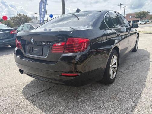 2016 BMW 528 528i 4dr Sedan