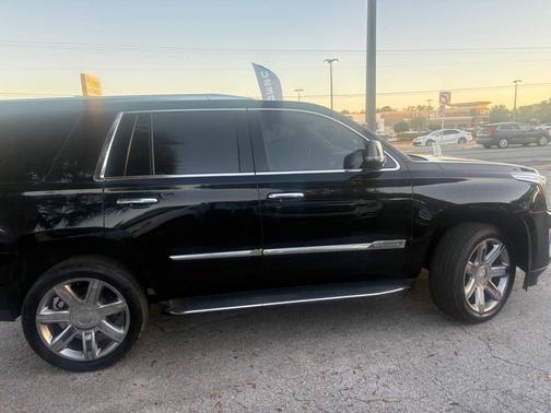 2015 Cadillac Escalade Luxury