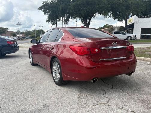 2014 INFINITI Q50 Premium
