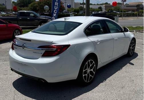 2017 Buick Regal Turbo Sport Touring