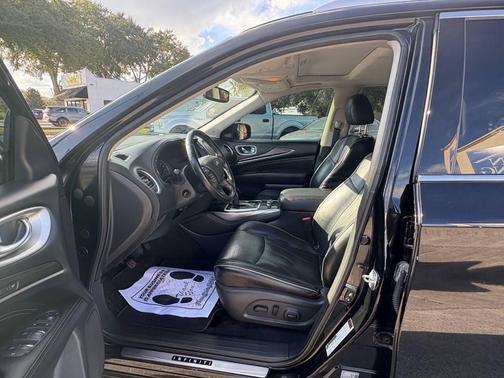 2017 INFINITI QX60 Base