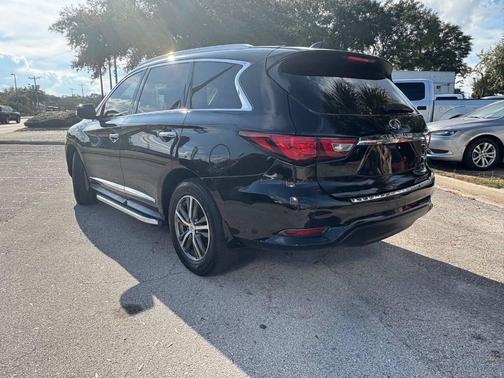 2017 INFINITI QX60 Base