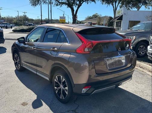 2020 Mitsubishi Eclipse Cross SE