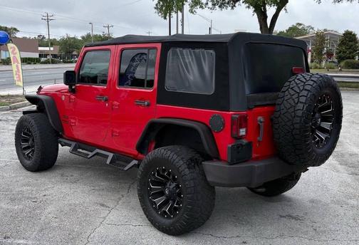 Firecracker Red Clearcoat 2017 Jeep Wrangler Unlimited Sport