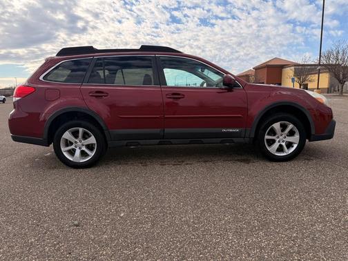 2013 Subaru Outback 2.5i Premium