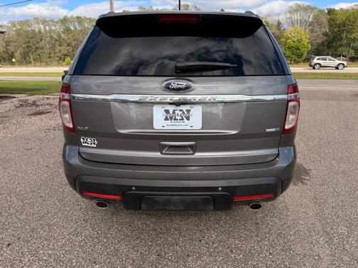 Gray 2014 Ford Explorer XLT