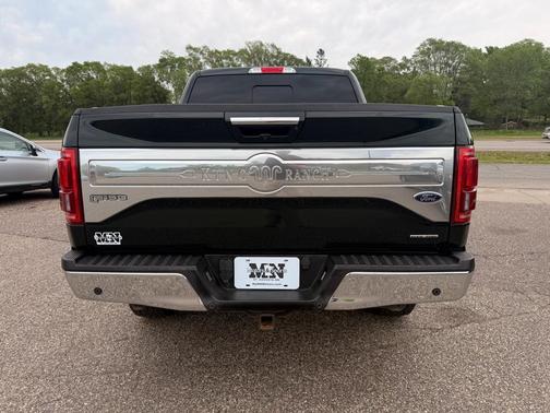 Green 2016 Ford F-150 King Ranch