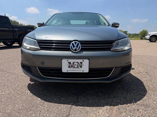 Gray 2013 Volkswagen Jetta TDI