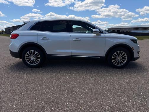 2017 Lincoln MKX Select