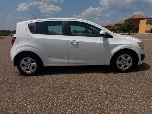 2014 Chevrolet Sonic LS