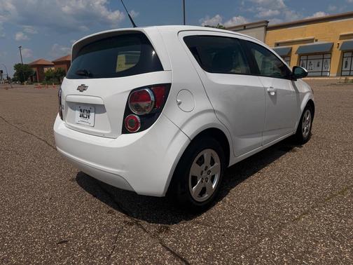 2014 Chevrolet Sonic LS