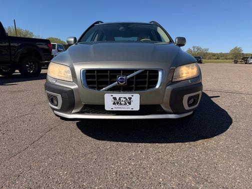 Silver 2008 Volvo XC70 3.2