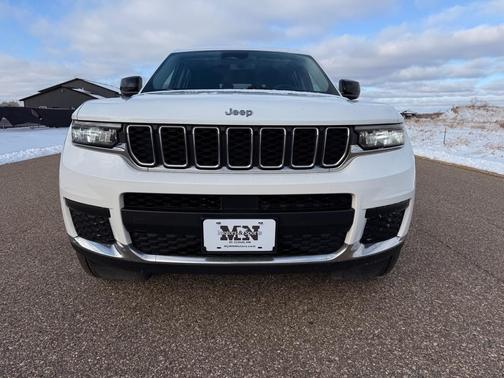 2022 Jeep Grand Cherokee L Laredo