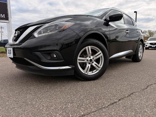 Black 2018 Nissan Murano SL