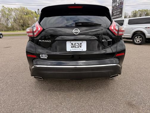 Black 2018 Nissan Murano SL
