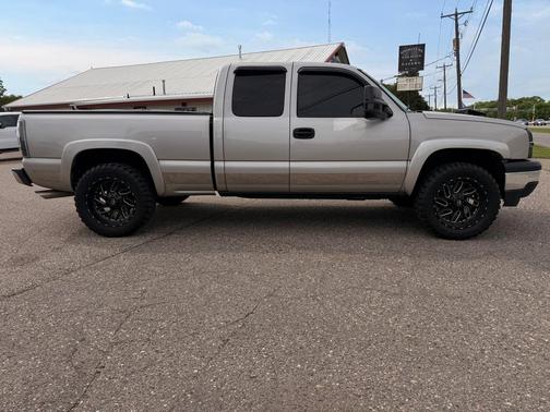 Silver 2005 Chevrolet Silverado 1500 Extended Cab