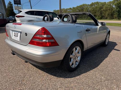 Silver 2000 Mercedes-Benz SLK-Class SLK230 Kompressor
