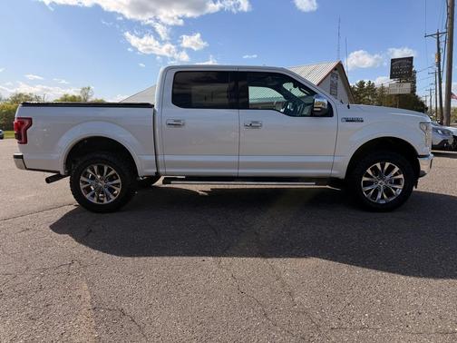 White 2017 Ford F-150 Lariat