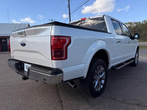 White 2017 Ford F-150 Lariat