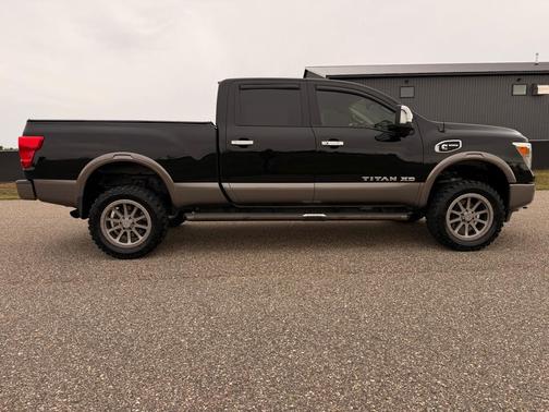 2017 Nissan Titan XD Platinum Reserve
