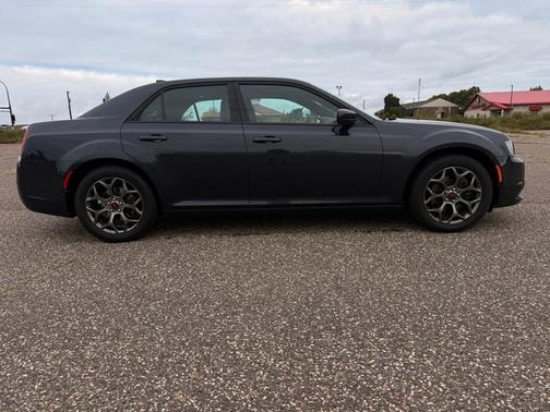 2017 Chrysler 300 S