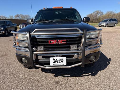 Gray 2003 GMC Sierra 1500 H/D