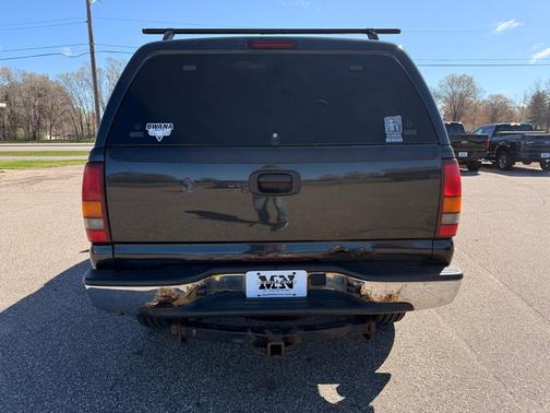 Gray 2003 GMC Sierra 1500 H/D