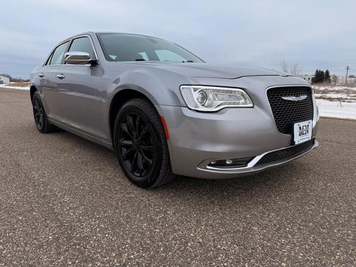 2018 Chrysler 300 Limited
