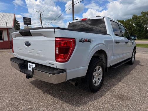 White 2021 Ford F-150 XLT