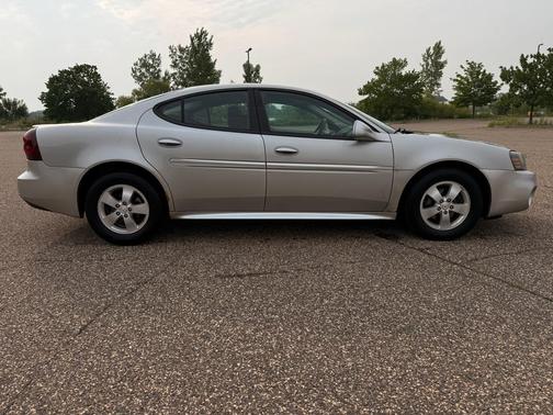 2008 Pontiac Grand Prix Base
