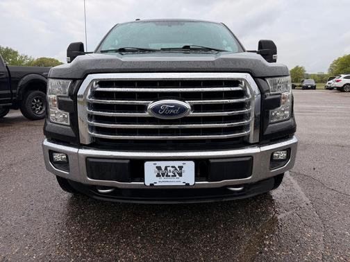 Black 2016 Ford F-150 XLT