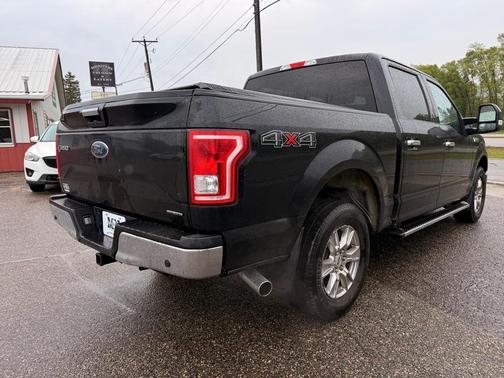 Black 2016 Ford F-150 XLT