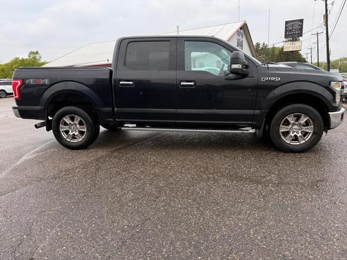 Black 2016 Ford F-150 XLT