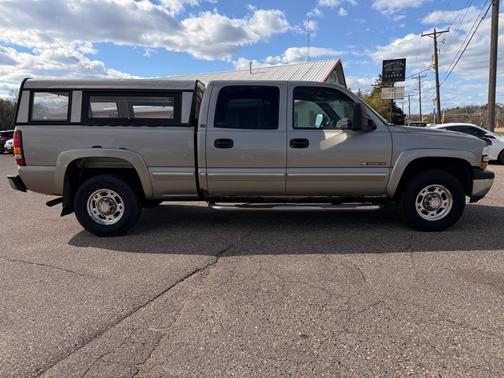 Gray 2002 Chevrolet Silverado 1500 H/D Crew Cab